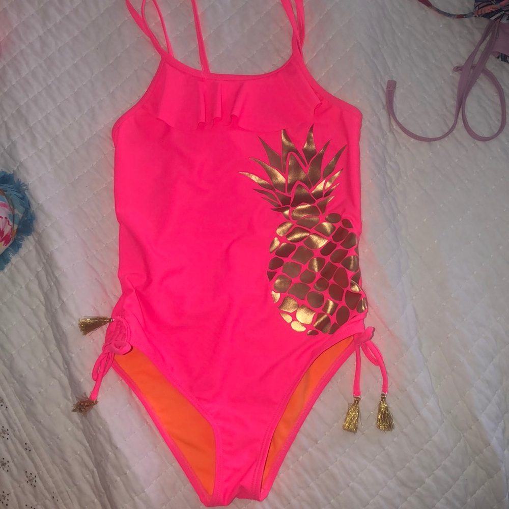 ADORABLE girls pineapple one piece!
